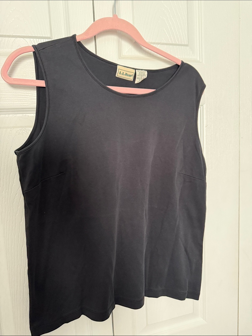 L.L. Bean Women's Black Scoop Neck Tank